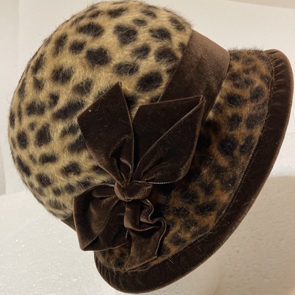 JEANNE MARIE LEOPARD PRINT WOOL HAT - Picture 2 of 8